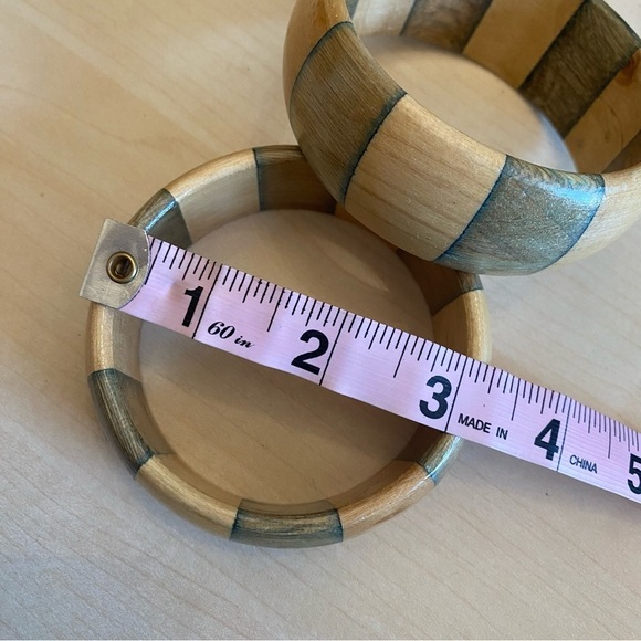 Chunky Two Tone Wooden Bangles 1 Pair - Picture 7 of 8